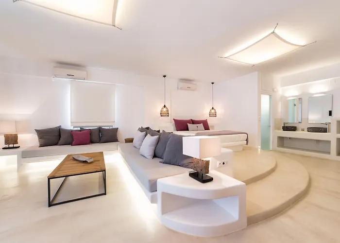 Anna Platanou Otel Agia Irini (Paros)