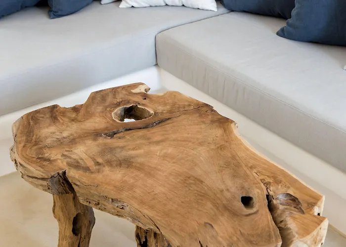 Anna Platanou * Agia Irini (Paros)