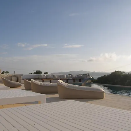 Anna Platanou Hotel