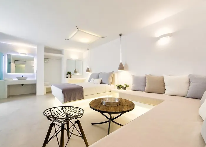 Anna Platanou Agia Irini (Paros)