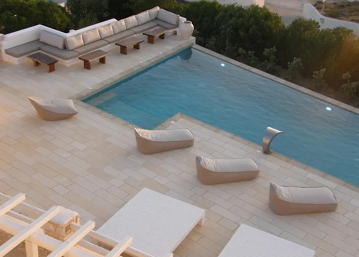 Anna Platanou * Agia Irini (Paros)